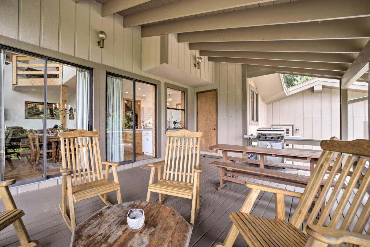 Vibrant Bryson City Home With Mtn Views And Deck! Zewnętrze zdjęcie