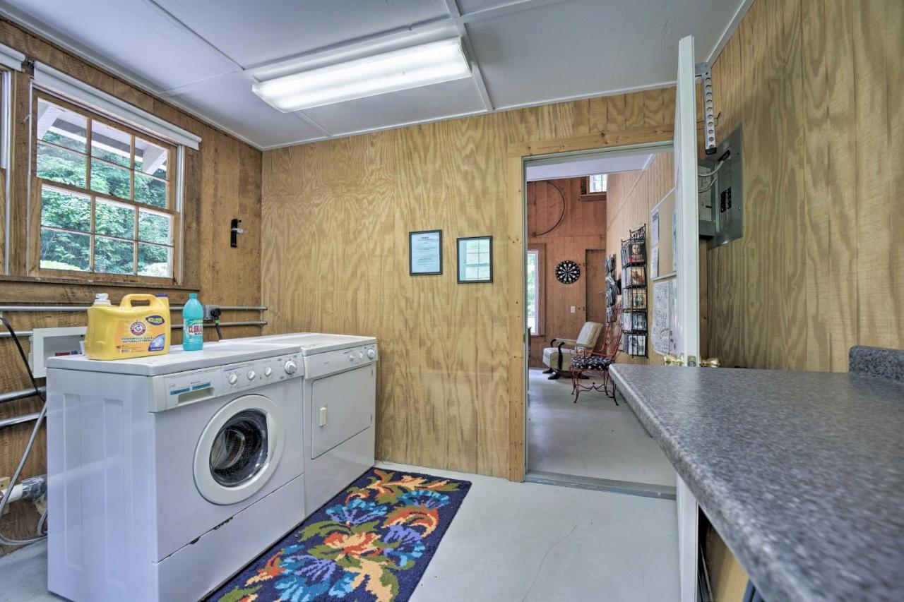 Vibrant Bryson City Home With Mtn Views And Deck! Zewnętrze zdjęcie